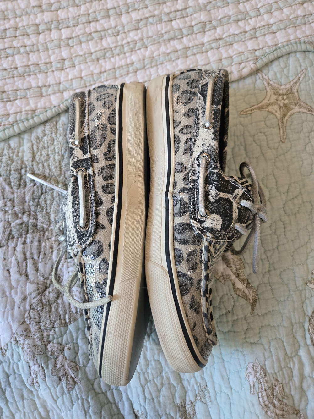 3 For $15 Sperry Girls Zebra Sequin Boat Shoes - Silver/Black - Picture 2 of 10